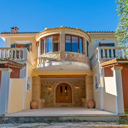 Doliva Estate Vilă *