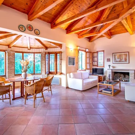 Doliva Estate Willa Laganas