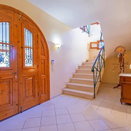 Doliva Estate *