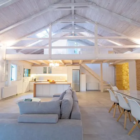 Doliva Estate ヴィラ *