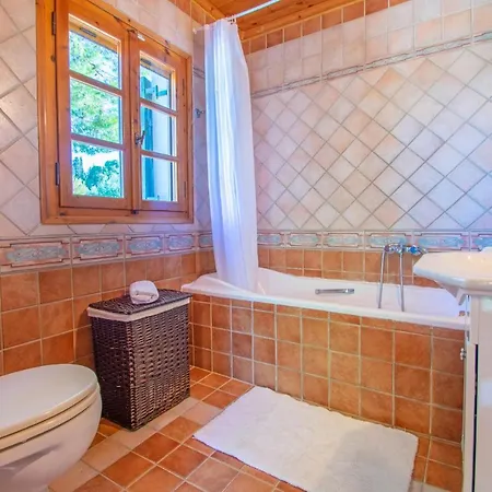 Doliva Estate Laganas