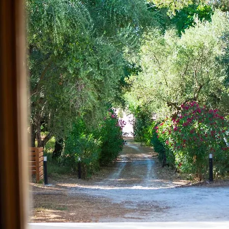 Doliva Estate ラガナス