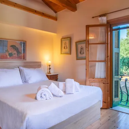 ヴィラ Doliva Estate ラガナス