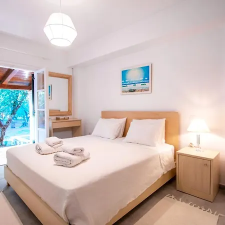 Doliva Estate ラガナス