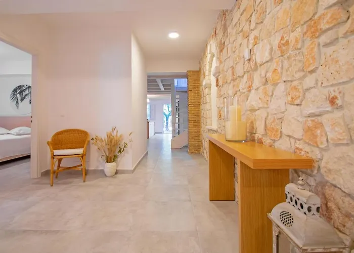 Doliva Estate فيلة لاغاناس
