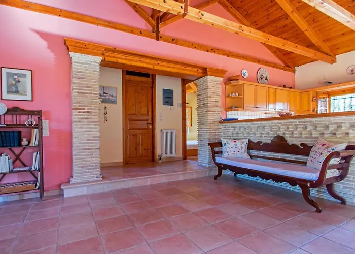 Doliva Estate Villa *